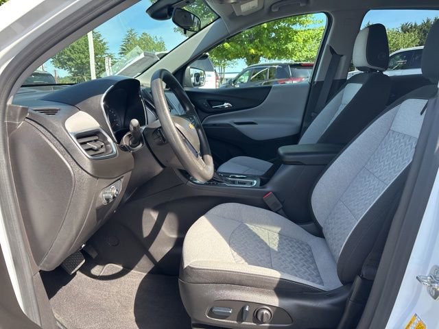 Used 2024 Chevrolet Equinox LS w/ LS Convenience Package AWD/4WD image 9