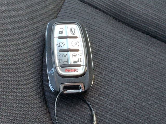 Used 2023 Chrysler Voyager LX FWD image 27