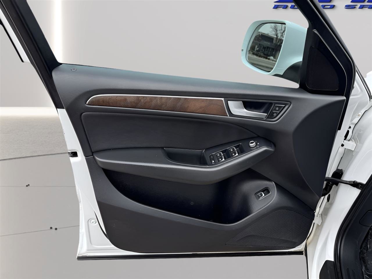 Used 2014 Audi Q5 2.0T Premium w/ Lighting Package AWD/4WD image 15