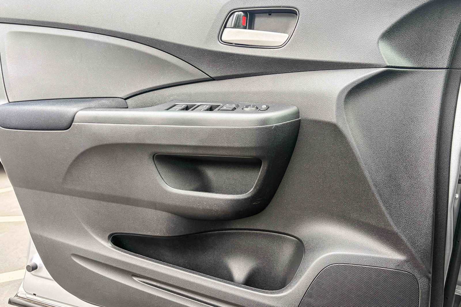 Used 2016 Honda CR-V SE image 19