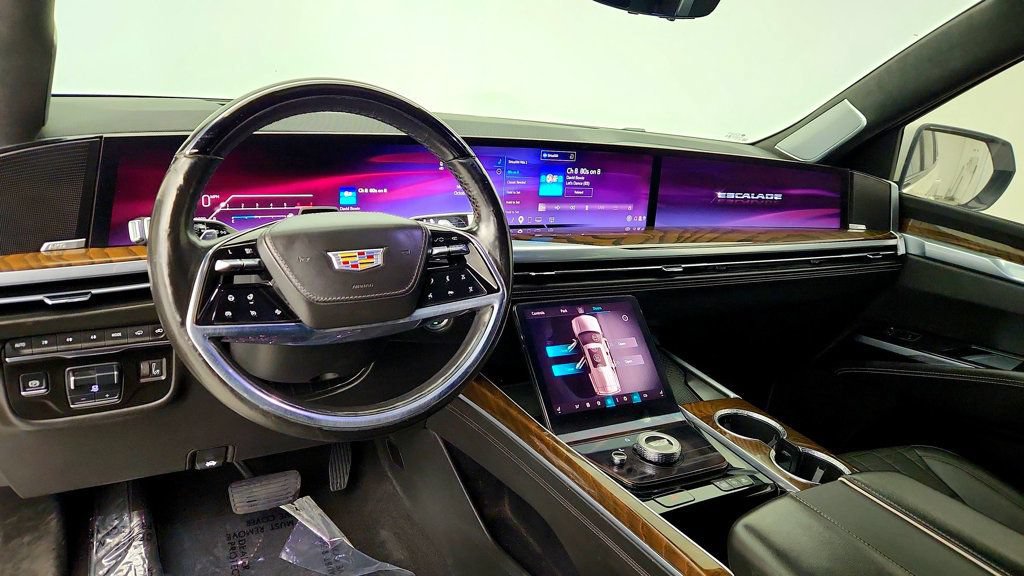 Used 2025 Cadillac Escalade Sport Platinum AWD/4WD image 12