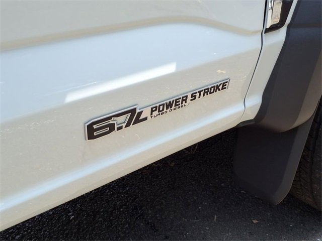 New 2025 Ford F550 4x4 Crew Cab Super Duty image 6