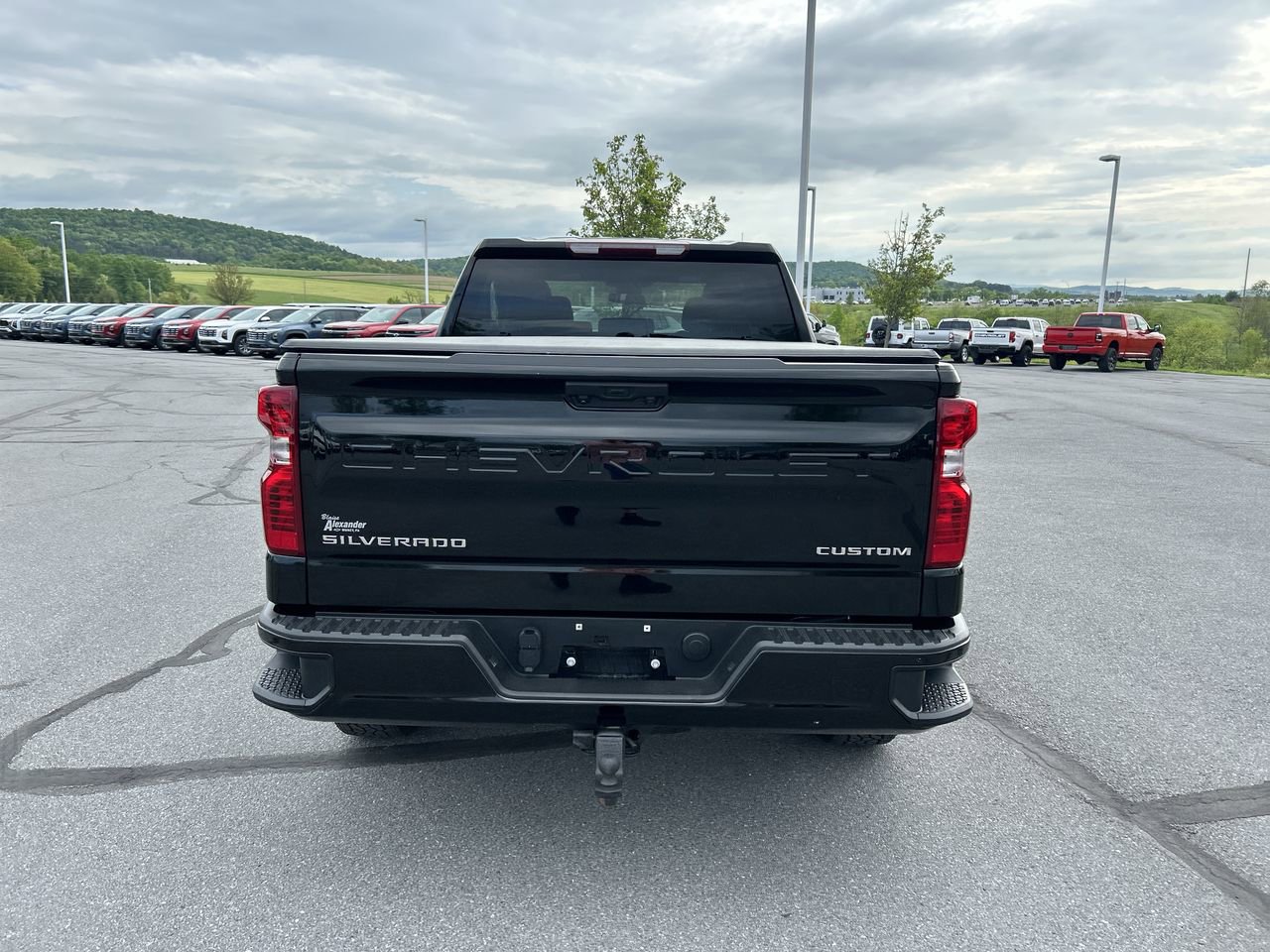Used 2022 Chevrolet Silverado 1500 Custom AWD/4WD image 6