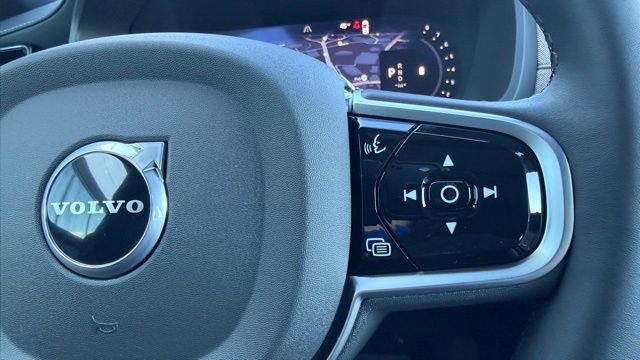 New 2026 Volvo XC90 B6 Plus w/ Protection Package Premier AWD/4WD image 22