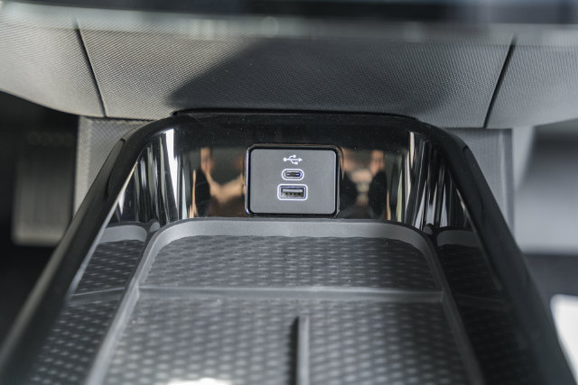 New 2026 Ford Mustang Mach-E Select AWD/4WD image 31