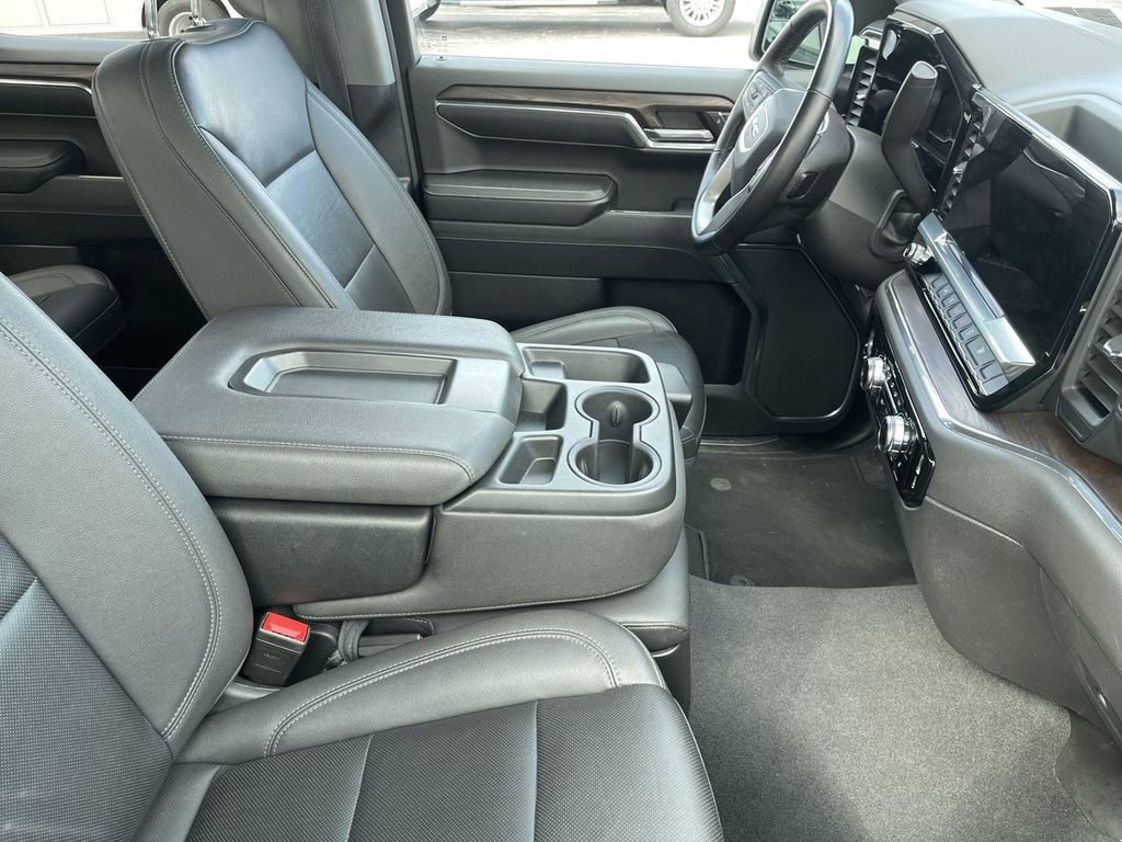 Used 2024 GMC Sierra 1500 SLT image 12
