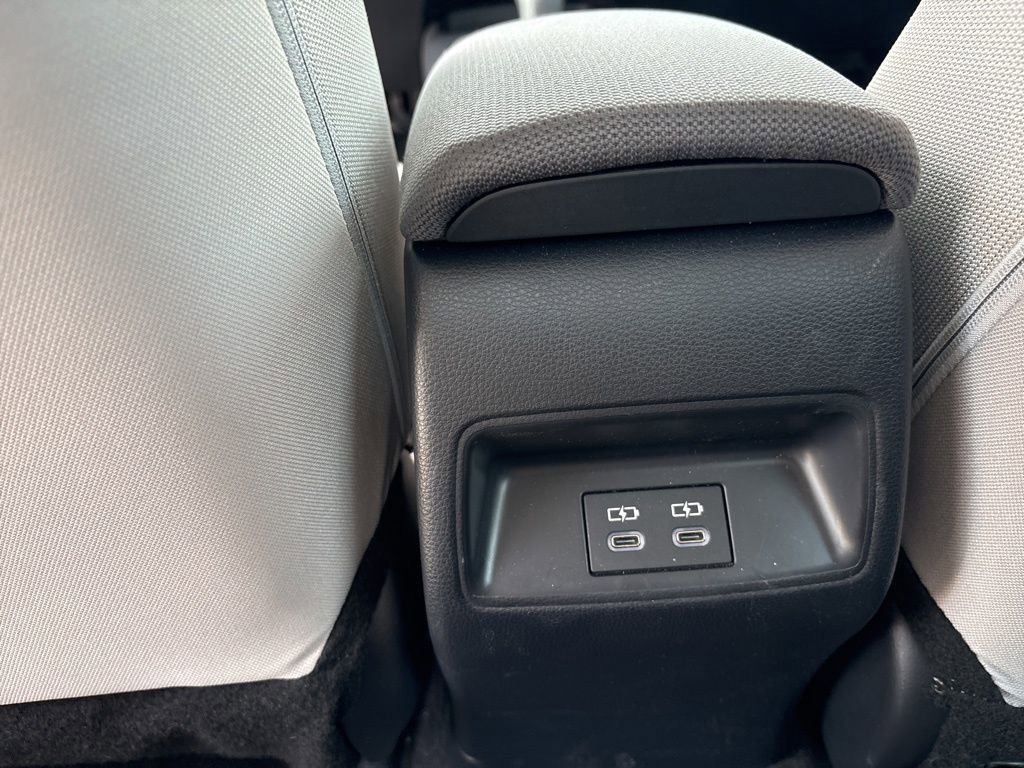 Used 2026 Toyota Corolla LE FWD image 21