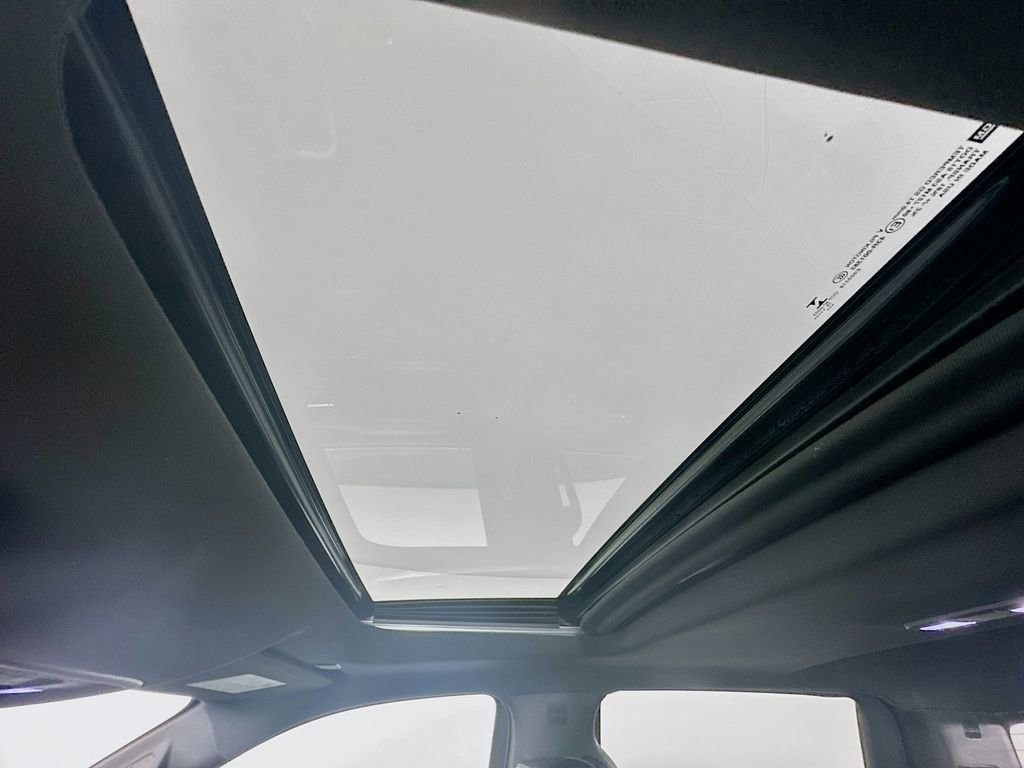 Used 2020 Chevrolet Silverado 1500 High Country w/ Technology Package image 20