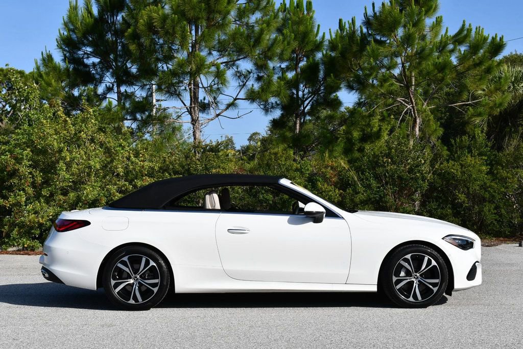 Used 2025 Mercedes-Benz CLE 300 4MATIC Cabriolet image 46