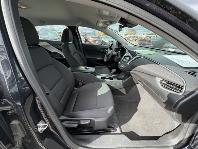Used 2023 Chevrolet Malibu LT image 11