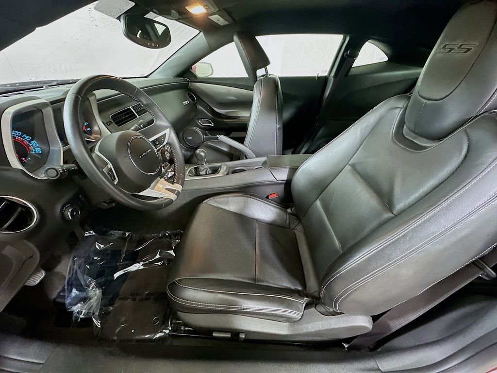Used 2010 Chevrolet Camaro SS w/ RS Package image 13