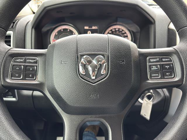 Used 2019 RAM 1500 Classic SLT AWD/4WD image 26
