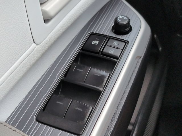 Certified 2025 Toyota Sienna LE w/ LE Plus Package AWD/4WD image 23