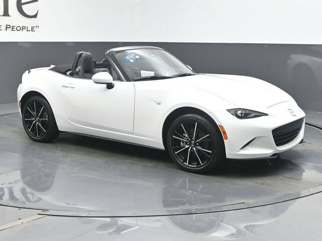 Used 2024 MAZDA MX-5 Miata Grand Touring w/ Weather Package RWD image 6
