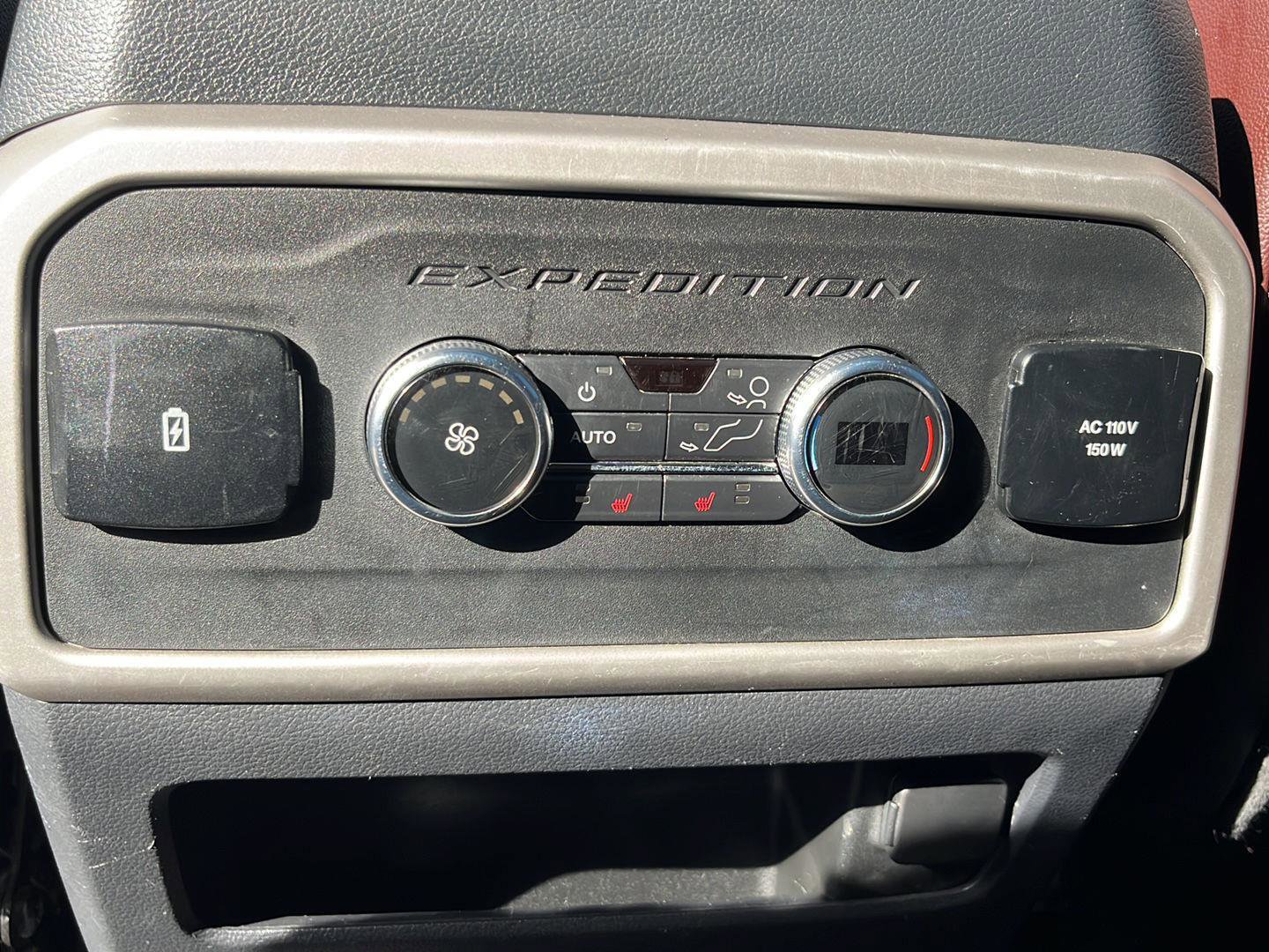 Used 2022 Ford Expedition Max Limited image 22