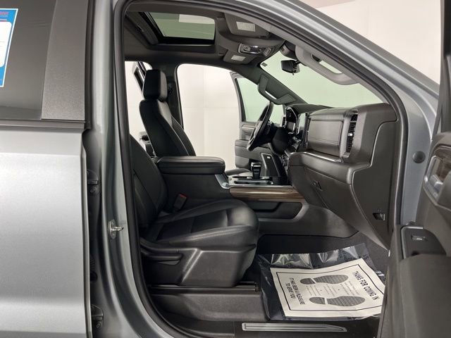 Used 2023 Chevrolet Silverado 1500 RST w/ Convenience Package II AWD/4WD image 39