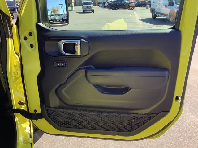 Used 2024 Jeep Wrangler Sport S image 34