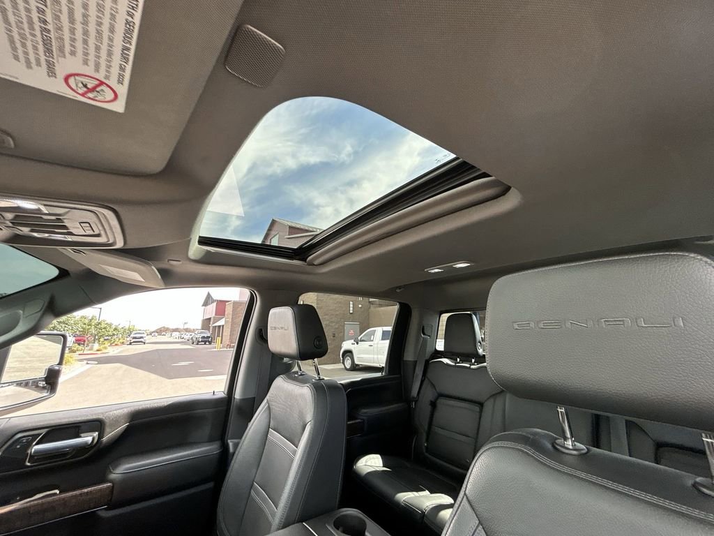 Used 2021 GMC Sierra 2500 Denali w/ Denali Ultimate Package AWD/4WD image 19