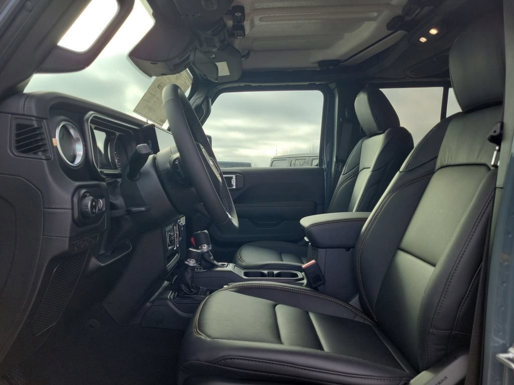New 2026 Jeep Gladiator Sport AWD/4WD image 21