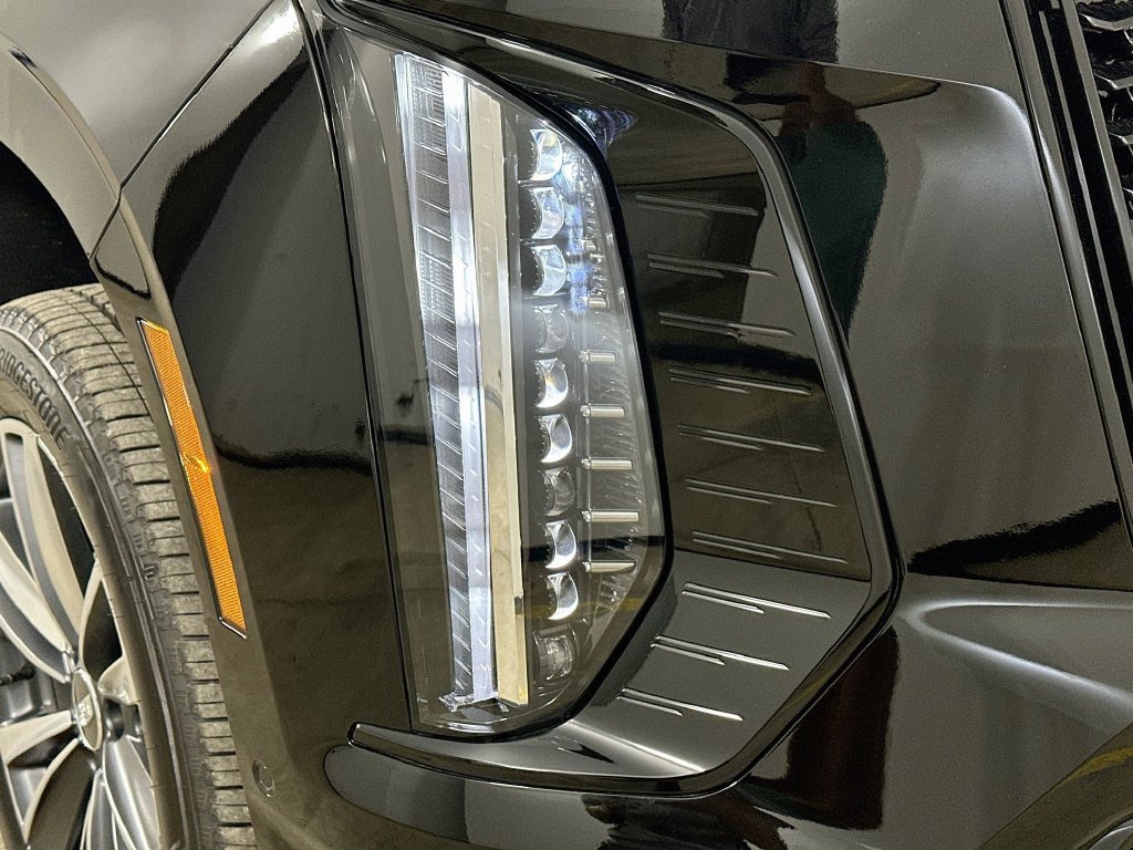New 2026 Cadillac Escalade ESV Sport w/ Touring Package AWD/4WD image 41