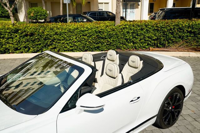 Used 2024 Bentley Continental GT Speed image 47