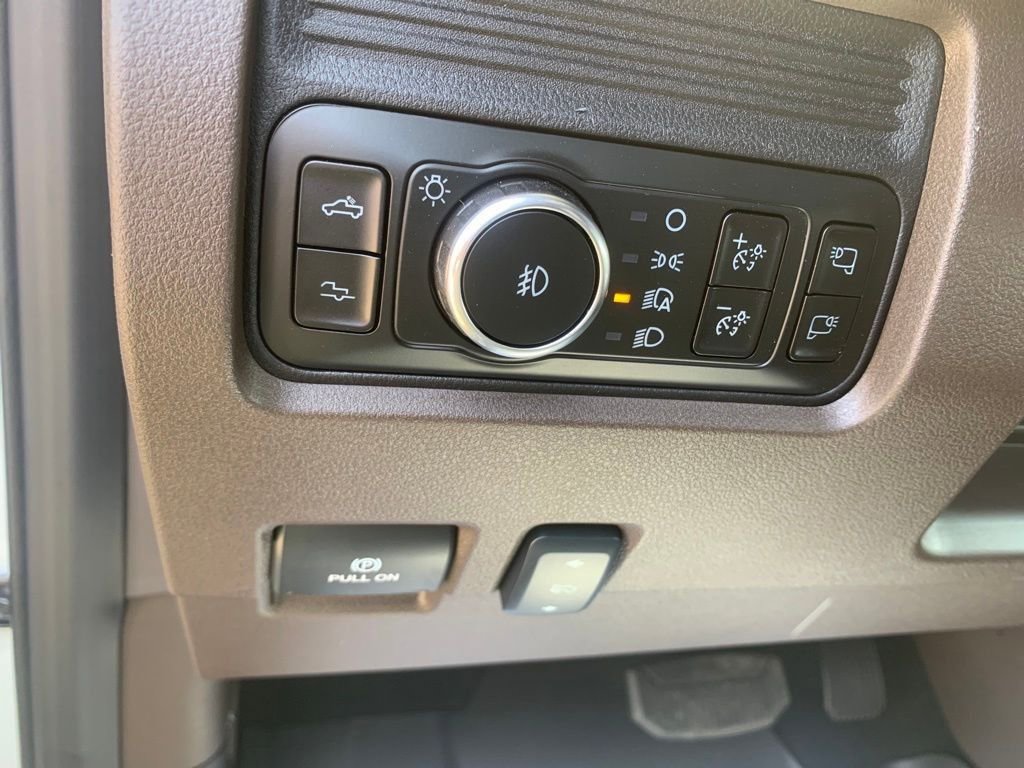 New 2026 Ford F250 King Ranch w/ Chrome Package image 15