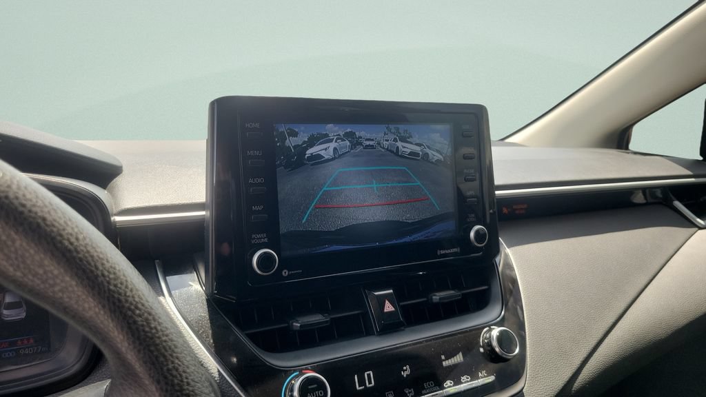 Used 2022 Toyota Corolla LE FWD image 15