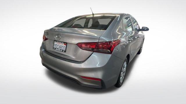 Used 2022 Hyundai Accent SE FWD image 9
