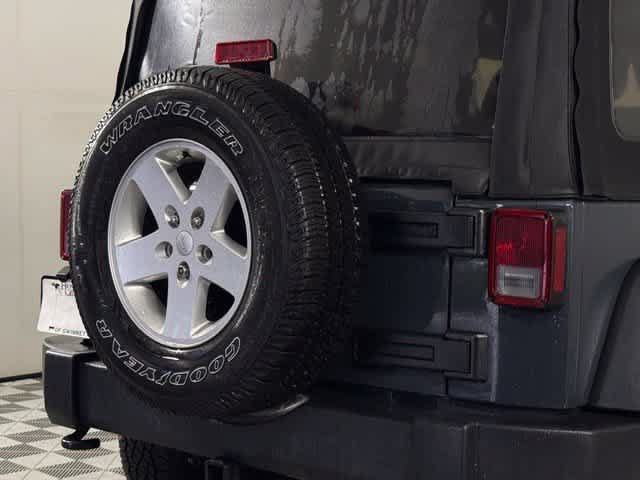 Used 2018 Jeep Wrangler Unlimited Sport S AWD/4WD image 15