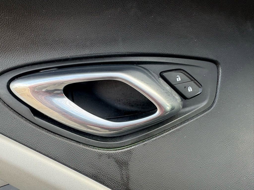 Used 2021 Chevrolet Camaro SS image 27