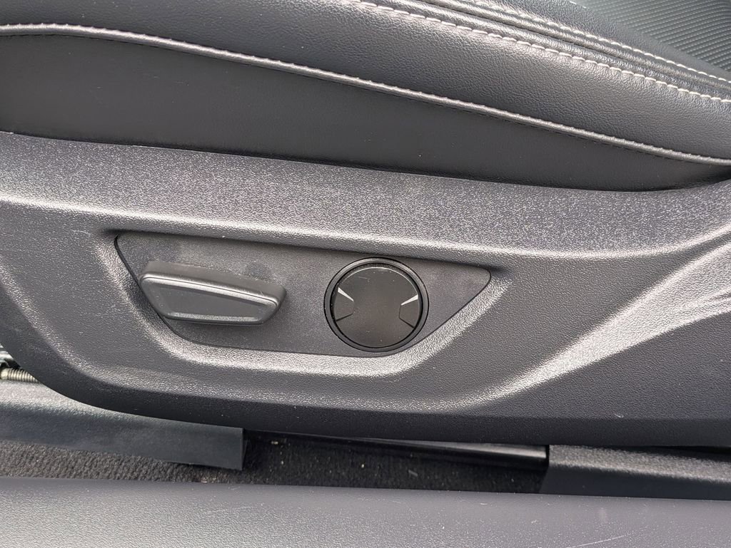 Used 2025 Ford Mustang Premium RWD image 20