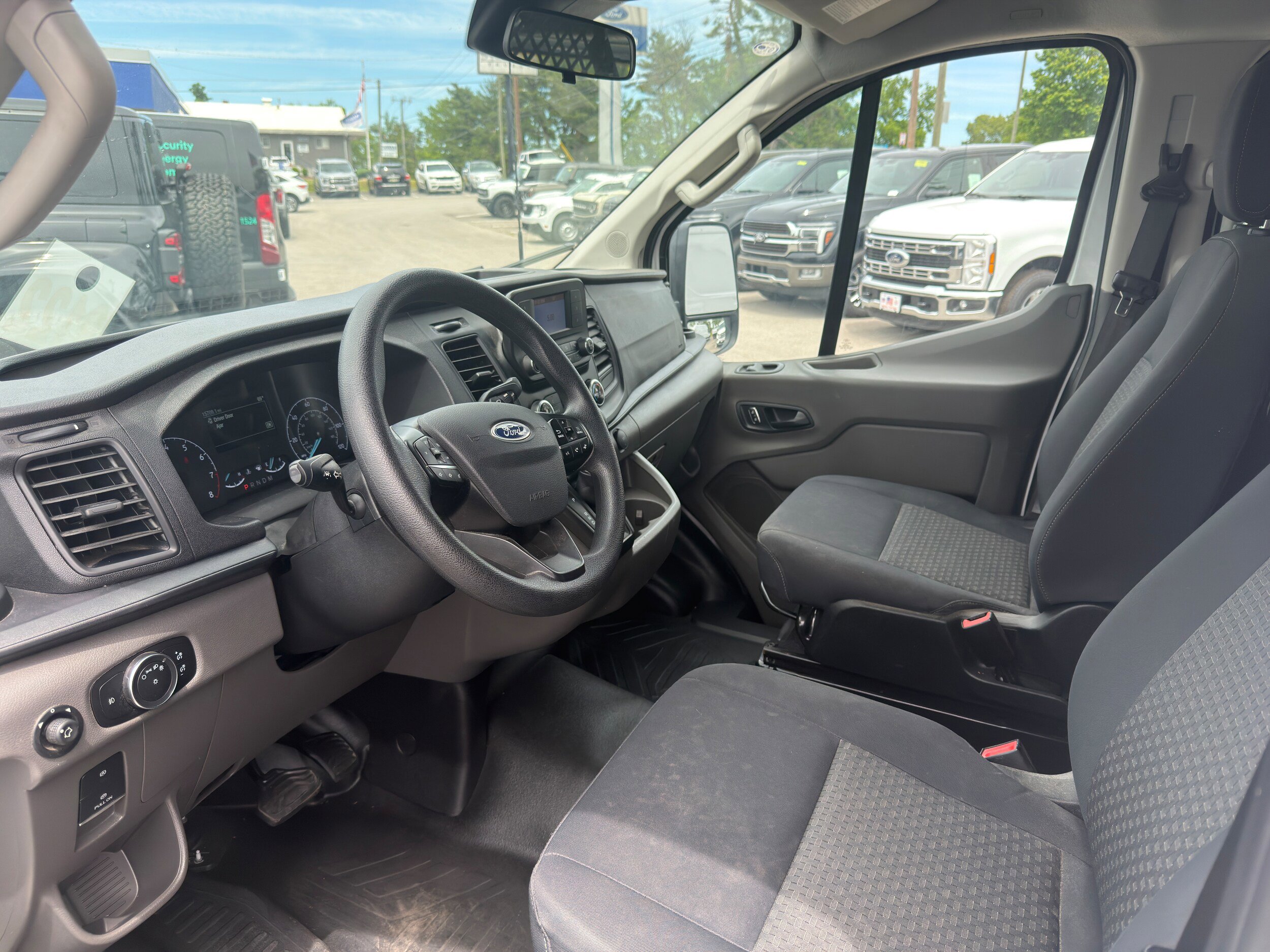 Certified 2024 Ford Transit 250 Low Roof w/ Exterior Upgrade Package RWD image 9