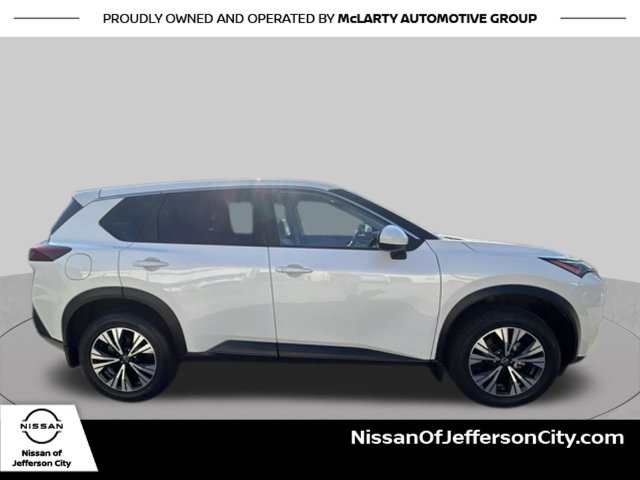 Used 2023 Nissan Rogue SV AWD/4WD image 2
