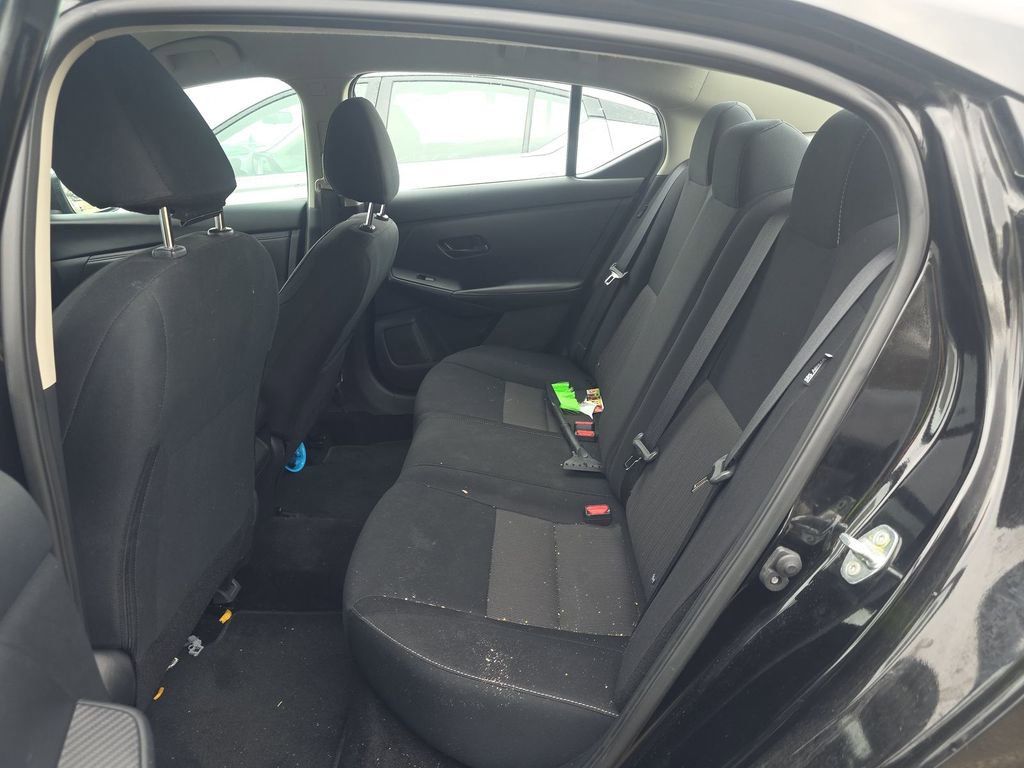 Used 2024 Nissan Sentra SV image 19