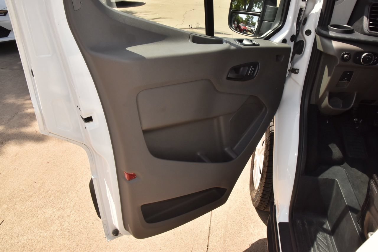 Certified 2025 Ford Transit 350 XLT RWD image 33