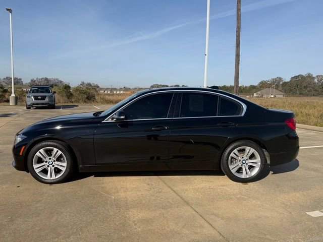 Used 2017 BMW 330i xDrive Sedan image 2
