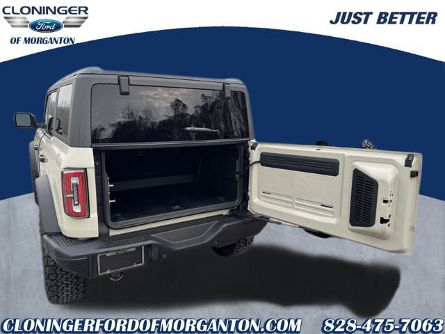 New 2025 Ford Bronco Badlands image 7