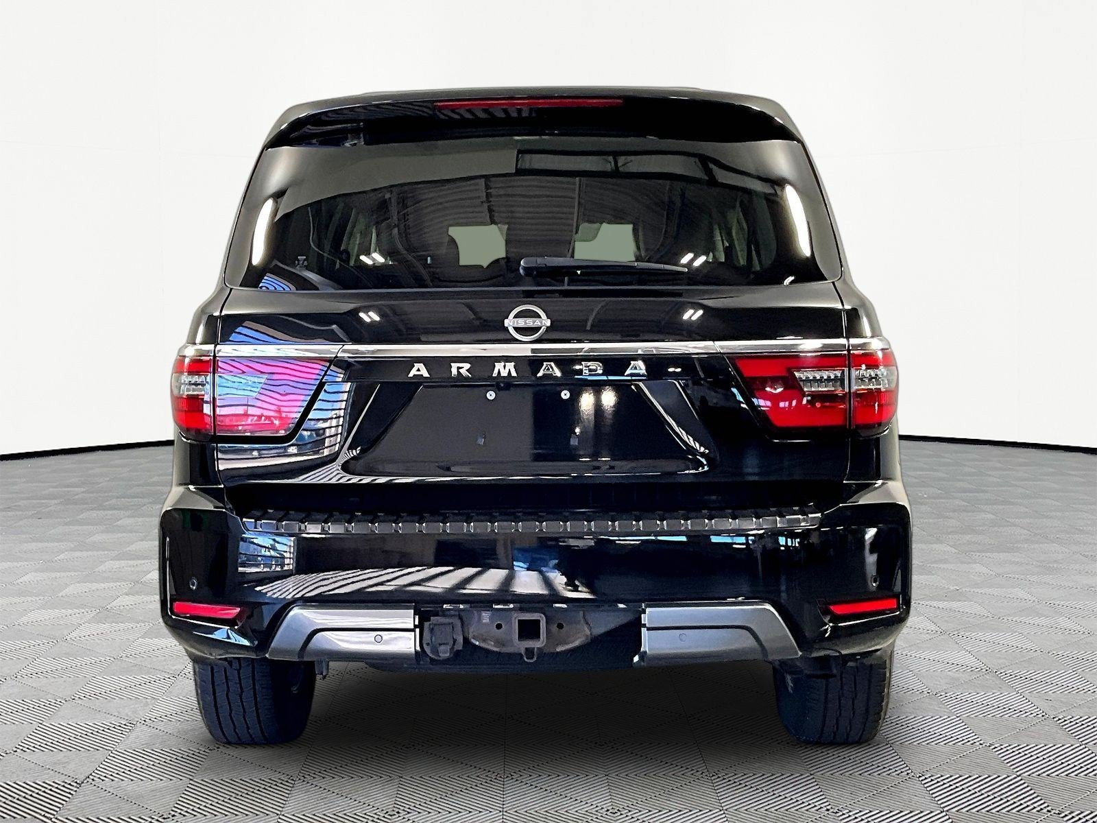 Used 2021 Nissan Armada SV AWD/4WD image 5