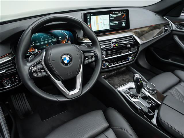 Used 2023 BMW 540i w/ Convenience Package RWD image 18