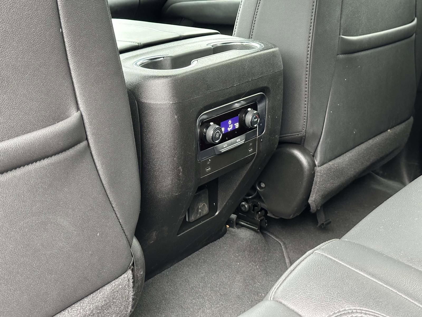 Certified 2025 Chevrolet Suburban Z71 AWD/4WD image 9