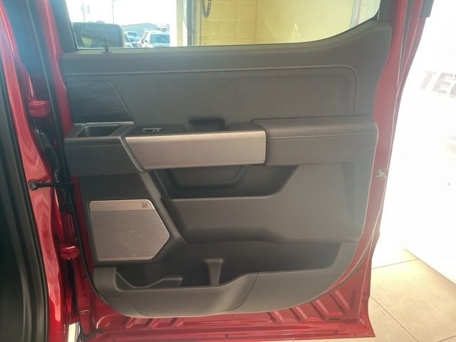 New 2025 Ford F150 Lariat w/ Equipment Group 502A High image 31