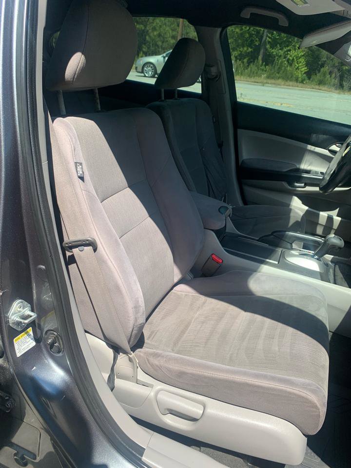 Used 2011 Honda Accord LX image 9