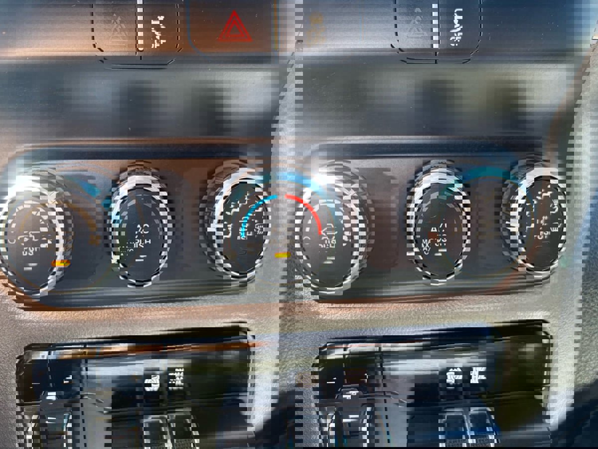 Used 2023 RAM 2500 Big Horn image 30