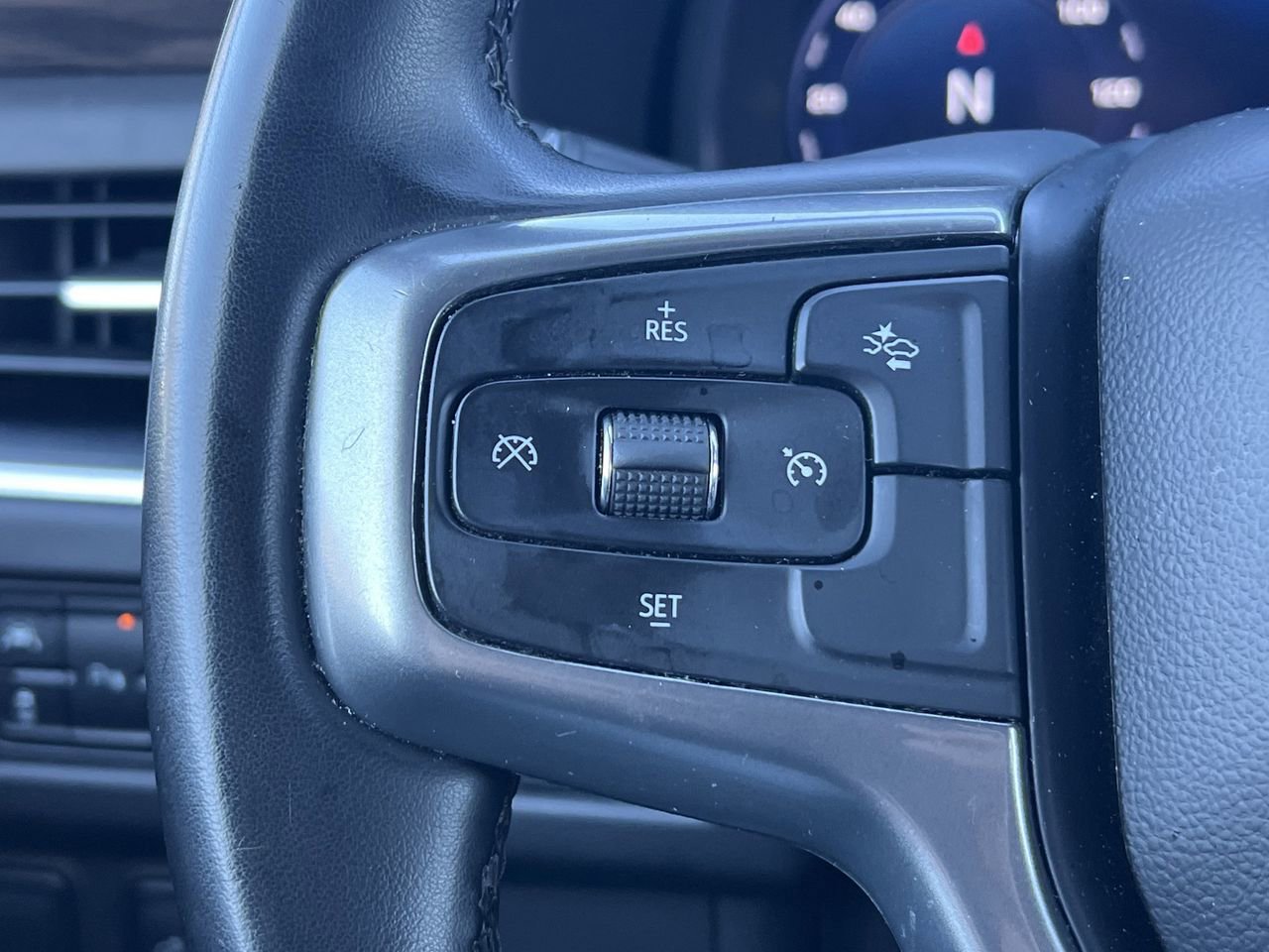 Used 2023 Chevrolet Tahoe LT image 17