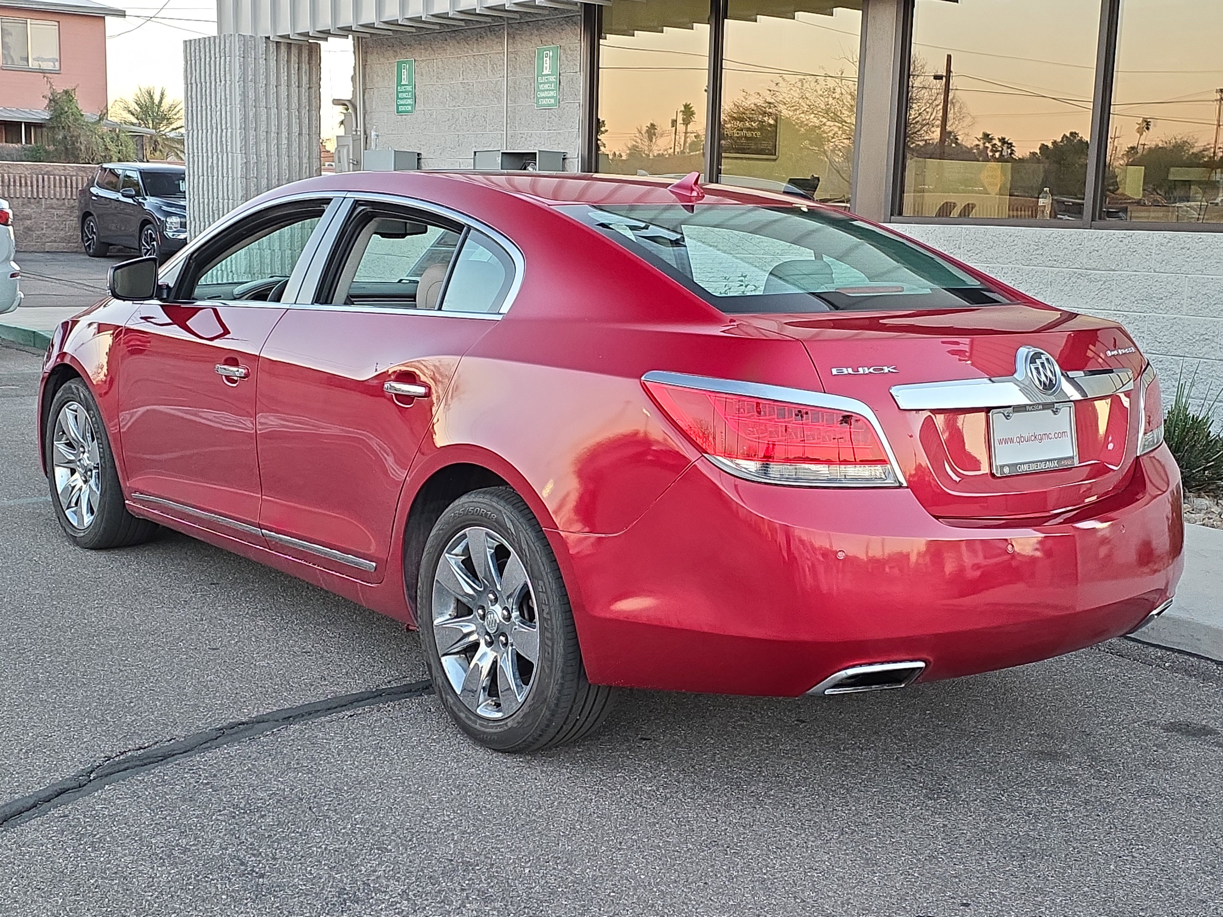 Used 2012 Buick LaCrosse Premium w/ Entertainment Package image 5