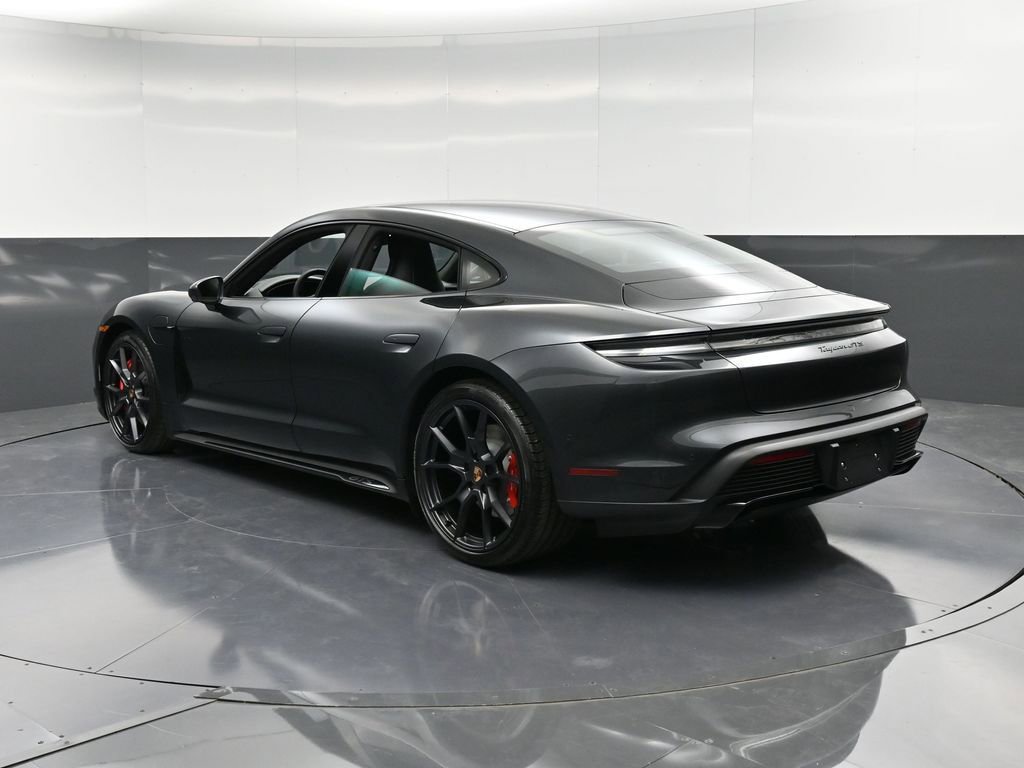 New 2026 Porsche Taycan GTS image 3