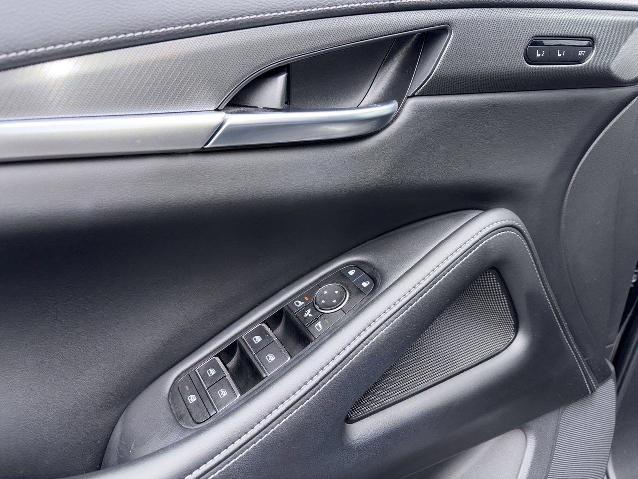 Used 2023 INFINITI QX60 Luxe w/ Cargo Package FWD image 19