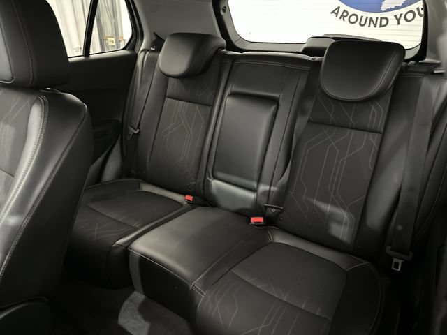 Used 2018 Chevrolet Trax LT w/ LT Convenience Package FWD image 25