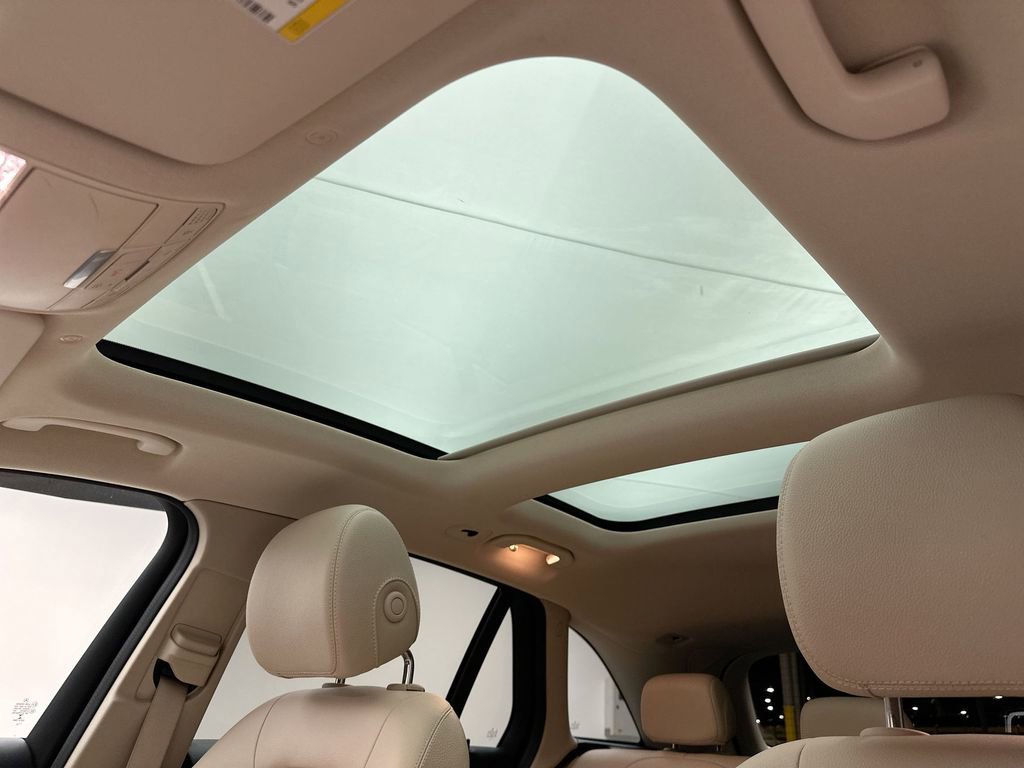 Used 2022 Mercedes-Benz GLC 300 4MATIC image 23