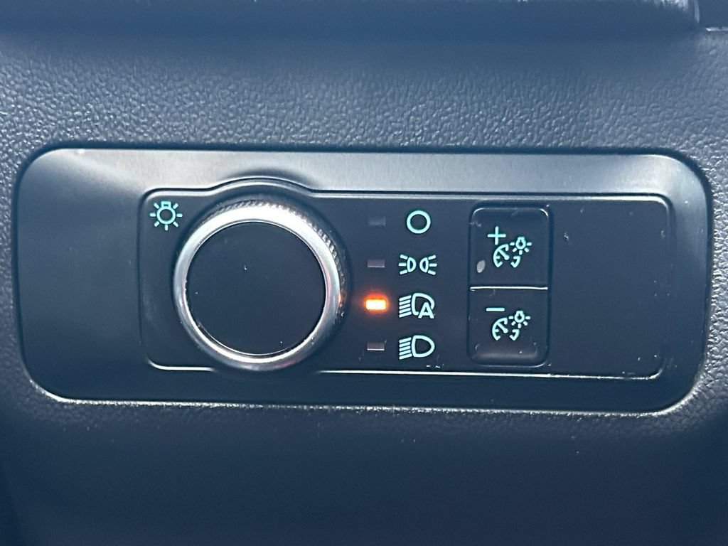 Used 2025 Ford Escape ST-Line FWD image 30